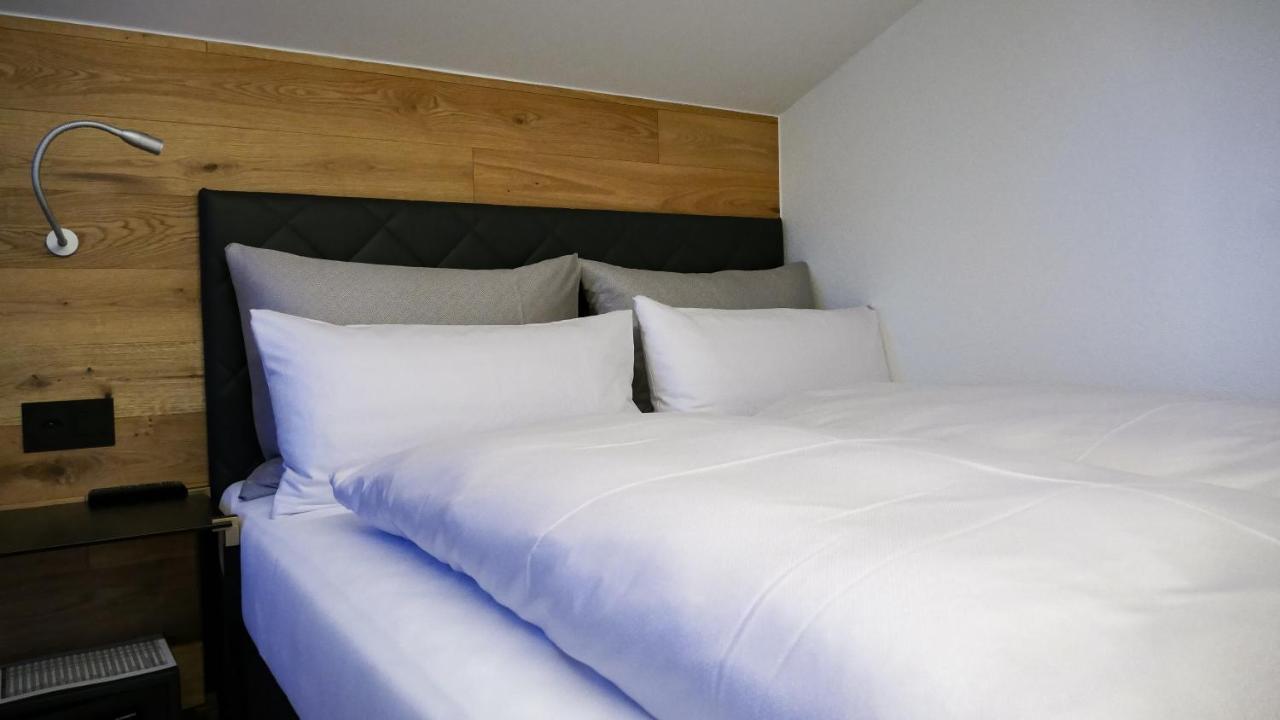 Alpchalet Bellevue Hotel Samnaun Ngoại thất bức ảnh