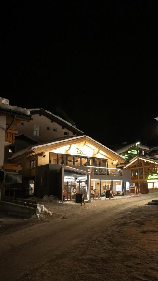 Alpchalet Bellevue Hotel Samnaun Ngoại thất bức ảnh